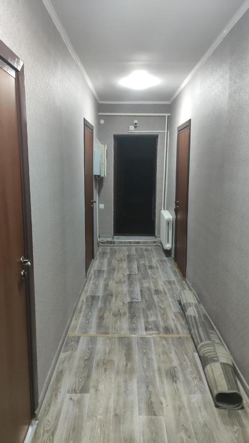 Хостел На Барахолки Almaty Exterior foto